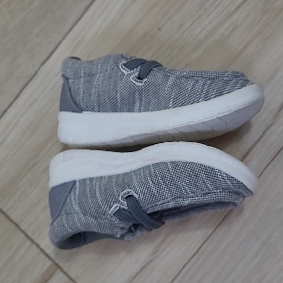 Us Sports Gray Kids Shoes Size 5 - Picture 3 of 9